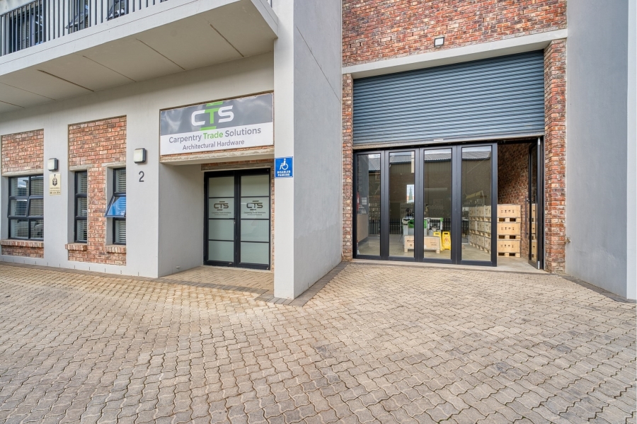 To Let commercial Property for Rent in De Zoete Inval Western Cape